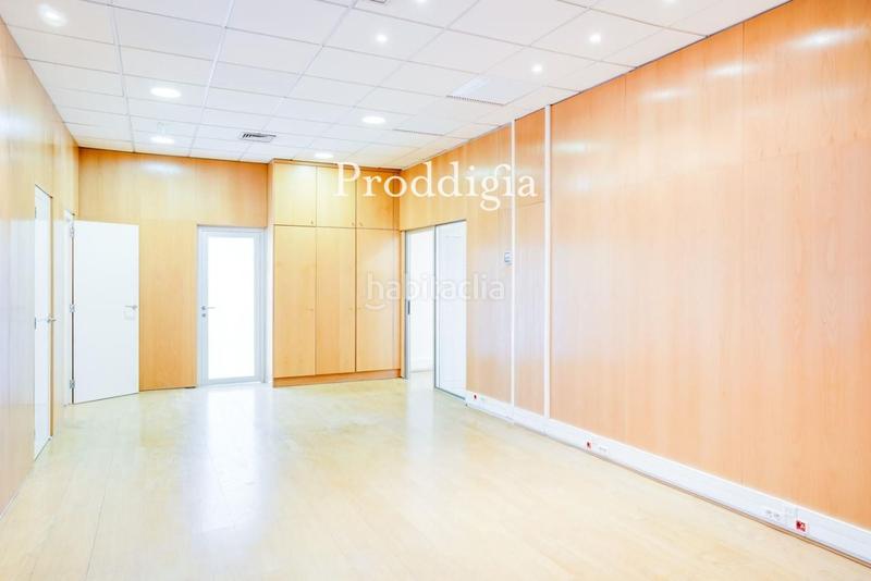 Foto 86e2f50c-05f2-4974-9cfa-ca7c8ddaf968. Rent office space with heating in Dreta de l´Eixample Barcelona