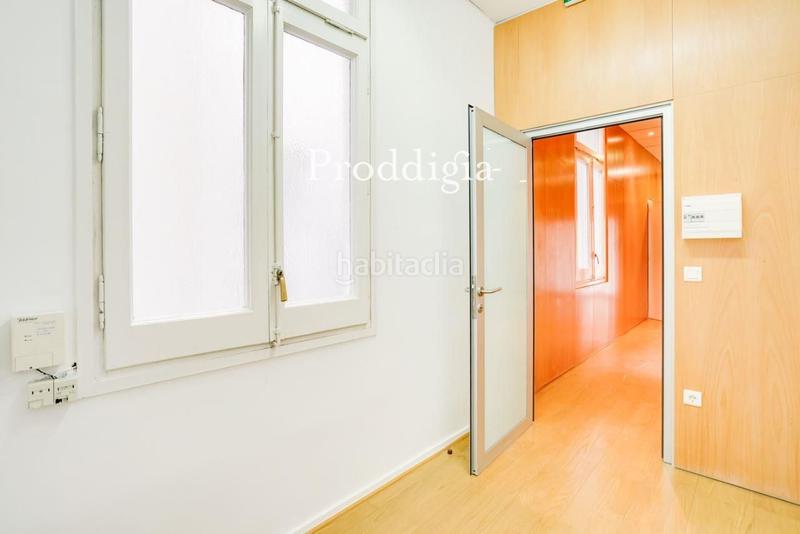 Foto be0c34f5-ac04-4438-a172-acf0da40be48. Rent office space with heating in Dreta de l´Eixample Barcelona