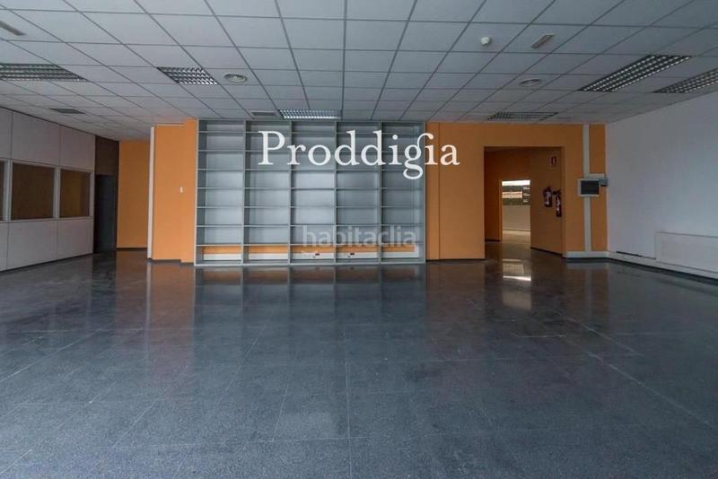 Foto cbe2566e-44df-4531-9df8-a27caa9ed107. Location bureau avec chauffage dans Centre Hospitalet de Llobregat (L´)