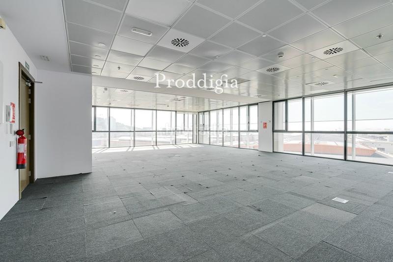 Foto c3ac2bce-543a-491b-ae67-7486d271c5b0. Miete büro mit heizung in Santa Eulàlia Hospitalet de Llobregat (L´)