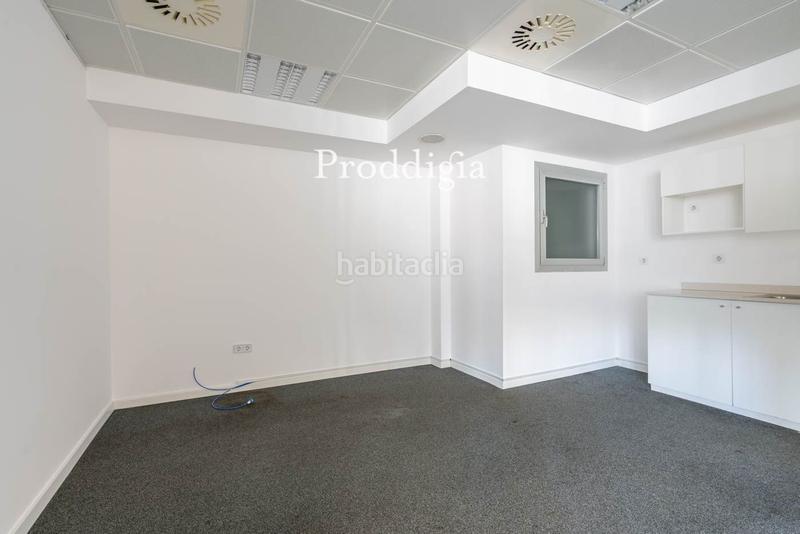 Foto 8078bcd8-9334-497a-8b8f-f08aea4a2703. Affitto ufficio con riscaldamento in La Nova Esquerra de l´Eixample Barcelona