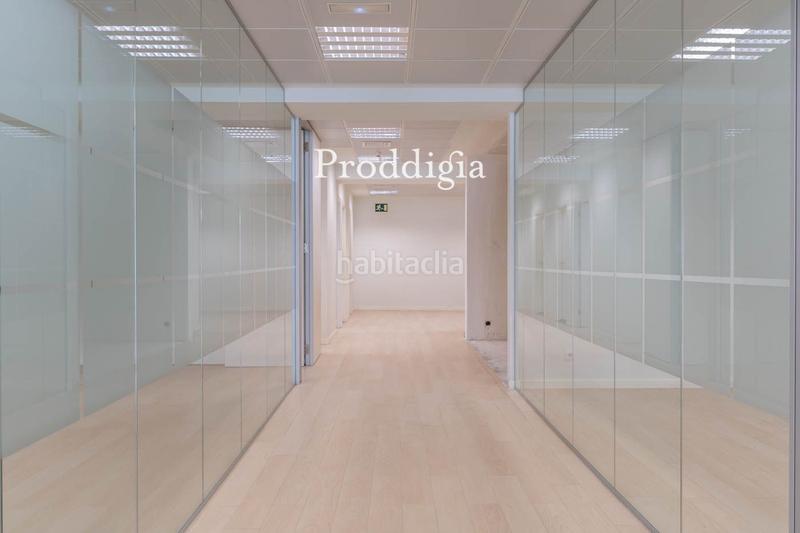 Foto c73a1472-f8ff-478e-b7a9-3b83ade7e7dd. Location bureau avec chauffage dans Dreta de l´Eixample Barcelona