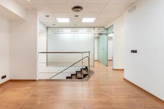 Location Bureau  Aragón. Oficina en eixample dret calle aragón