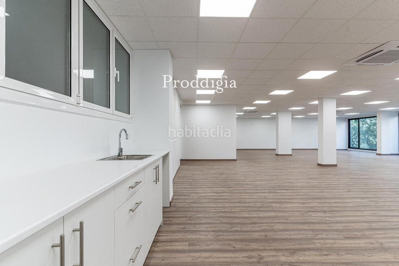 Foto 8415cc45-8662-4e51-bc8a-69656ae6ff86. Affitto ufficio con riscaldamento parcheggio in Sant Gervasi - Galvany Barcelona