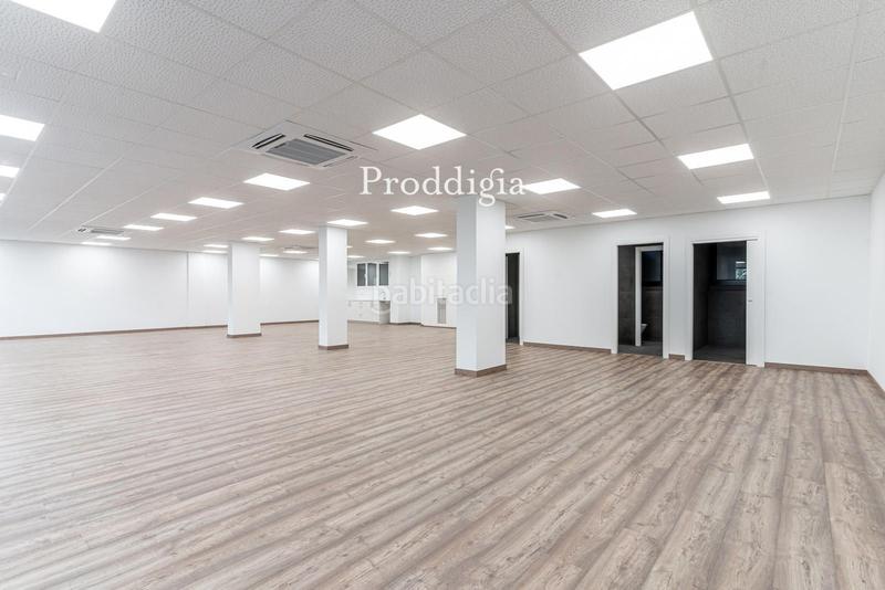 Foto 952b466a-272a-4c51-aa86-3dca09ef34b8. Lloguer oficina amb calefacció aparcament a Sant Gervasi - Galvany Barcelona