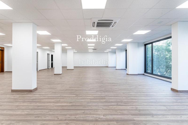 Foto b7cca7d7-1a4a-43b5-af89-1bd4a6d14e39. Lloguer oficina amb calefacció aparcament a Sant Gervasi - Galvany Barcelona