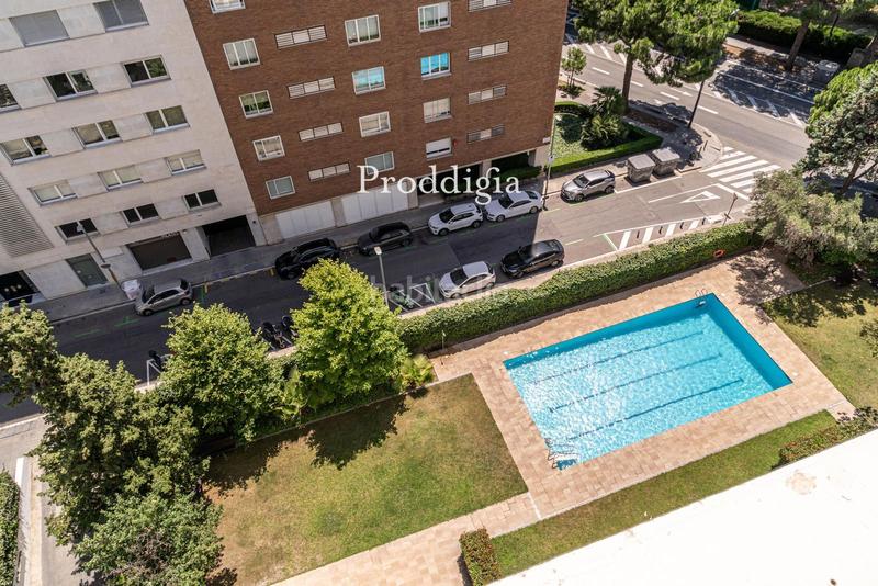 Foto 0b577491-86b4-4e99-bff0-f1bfcb3005f4. Piso impresionante piso alto en Pedralbes con piscina y vistas al mar en Barcelona