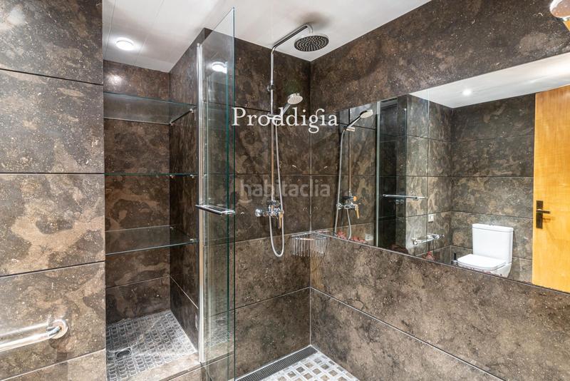 Foto 49ea7e55-3181-492e-9c25-2d7247c9a5ef. Piso impresionante piso alto en Pedralbes con piscina y vistas al mar en Barcelona