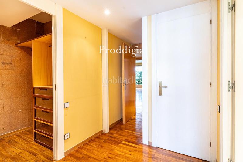 Foto e01e3a27-45ce-4a64-ae24-4941e5d15b90. Piso impresionante piso alto en Pedralbes con piscina y vistas al mar en Barcelona