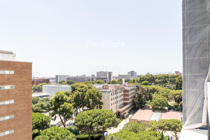 Foto f240f895-fcde-45aa-94f7-ef0b0187b3e6. Piso impresionante piso alto en Pedralbes con piscina y vistas al mar en Barcelona