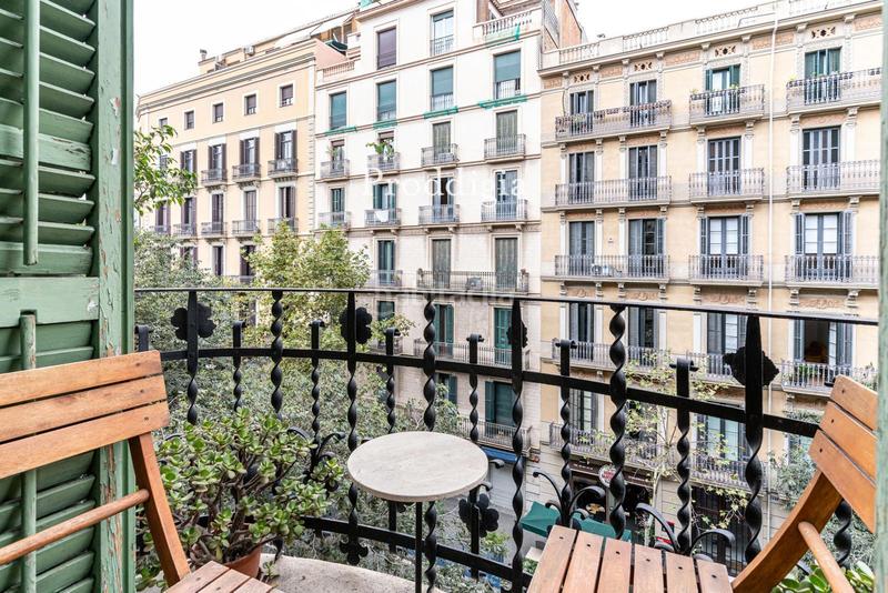 Foto 6bc2f967-1f34-49c0-a339-e96165b78e95. Alquiler piso exclusivo apartamento en la calle valencia en Barcelona