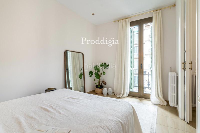 Foto b37cf8af-b140-40d2-9973-59edc5282156. Alquiler piso exclusivo apartamento en la calle valencia en Barcelona