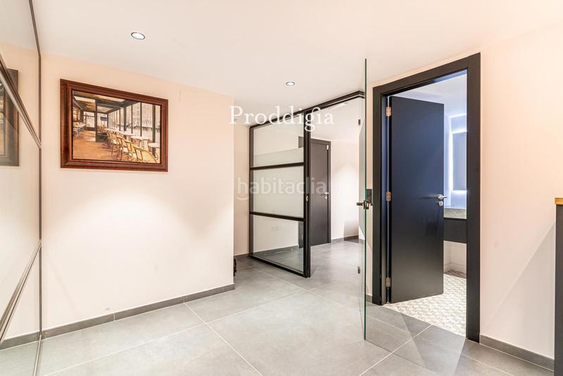 Foto 2dfb5bbe-92e1-428a-a17c-00822a9fc2e5. Lloguer local comercial a Dreta de l´Eixample Barcelona