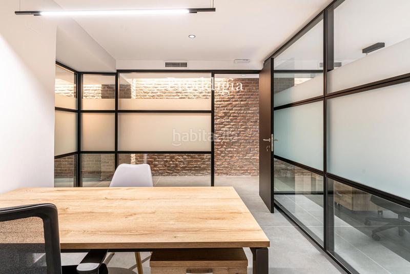 Foto 620d66e3-2f89-46dc-9b72-e206a53e21b5. Location local commercial dans Dreta de l´Eixample Barcelona