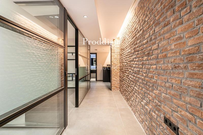 Foto 035e997b-a62a-4eb9-b1f9-72a33f4388bb. Rent business premise in Dreta de l´Eixample Barcelona