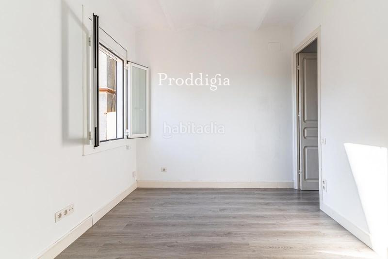 Foto d50bd933-880c-4cbb-92d6-e2ed2cc53ff8. Ático exclusivo ático reformado en Sant Antoni con terraza en Barcelona