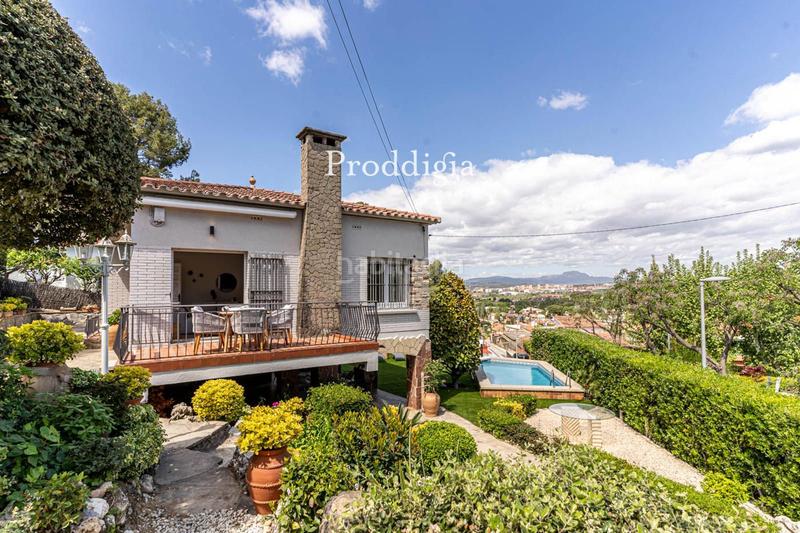 Foto 74fb25ff-7022-449f-8437-c2fde1cc601e. Location chalet avec chauffage parking piscine dans Sant Cugat del Vallès