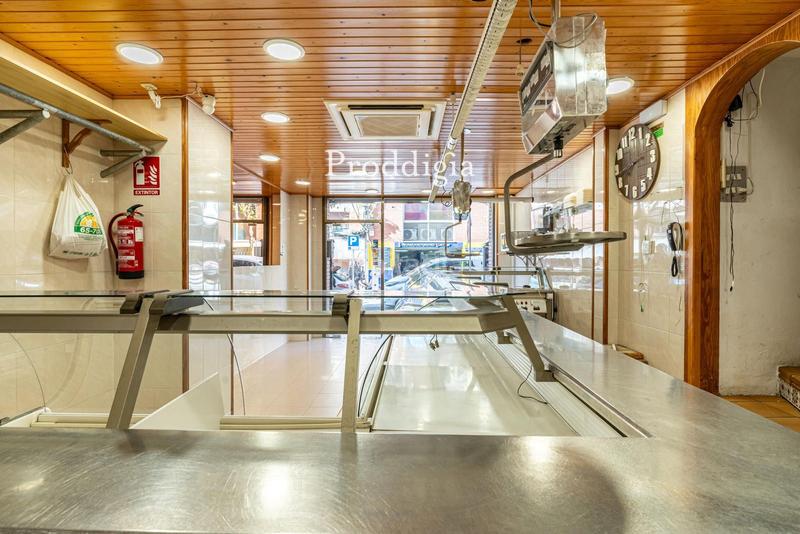 Foto 199700cc-6a09-43ae-984a-a8ad55fdd363. Geschäftsraum in Torreblanca Sant Cugat del Vallès