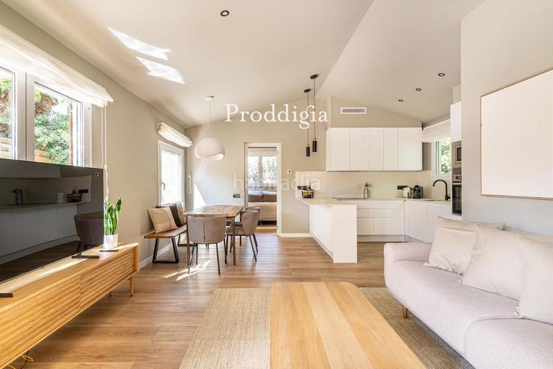 Foto 655ca879-2e3c-4b76-8c36-b445b06d1a77. Lloguer xalet amb aparcament piscina a Mira-sol Sant Cugat del Vallès