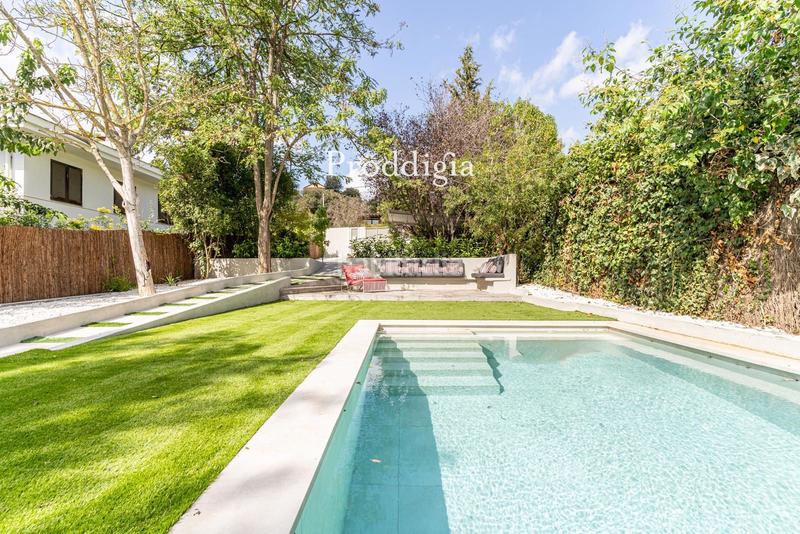 Foto 234765bd-1da5-4a1a-b0c5-1757c60e9375. Miete chalet mit parking pool in Mira-sol Sant Cugat del Vallès