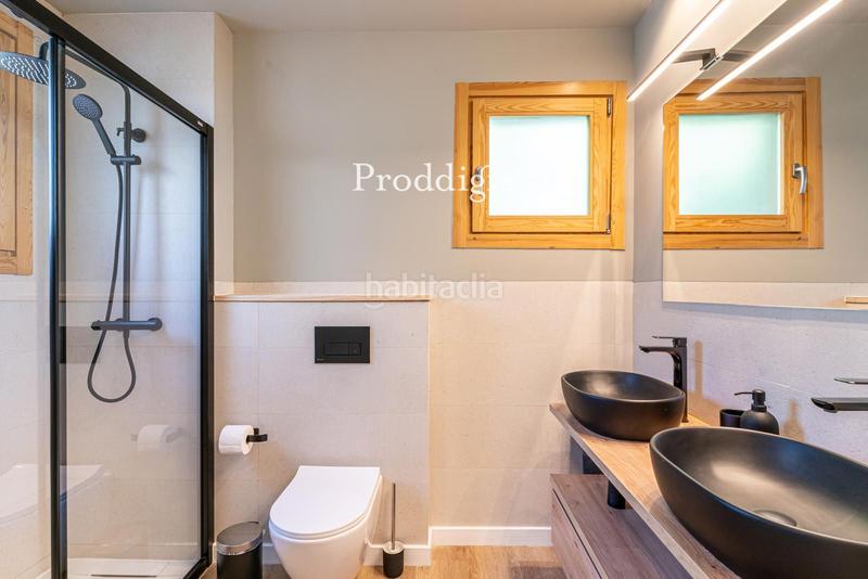 Foto bb8826fd-13d4-4f6a-b92a-33dd82159046. Rent chalet with parking pool in Mira-sol Sant Cugat del Vallès