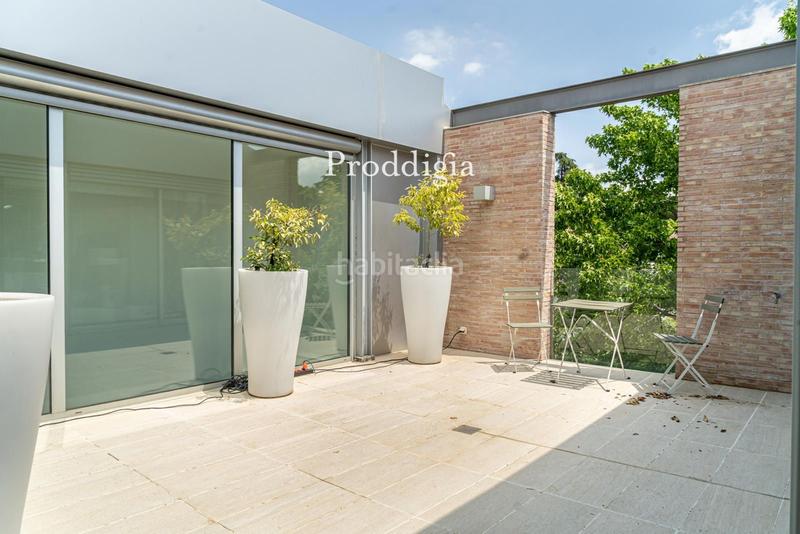 Foto 2c6e04c7-5cbd-483d-a1e6-bc35db287158. Chalet with heating parking pool in Arxiu Sant Cugat del Vallès