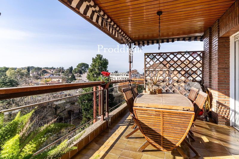 Foto 3e3dc097-80f7-4178-989f-837f46b43257. Dúplex amb calefacció aparcament a Parc Central Sant Cugat del Vallès