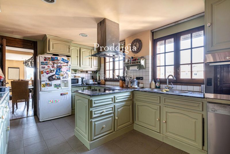 Foto 932ae72c-92f4-4ffc-b835-94e09fec4fc2. Dúplex amb calefacció aparcament a Parc Central Sant Cugat del Vallès