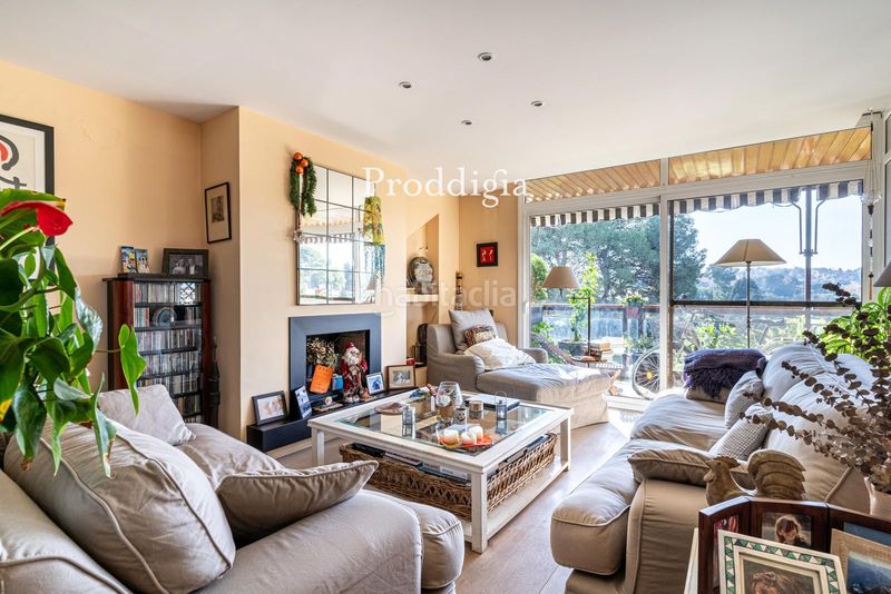 Foto c52dc466-f062-41f7-acdc-e5fe87434660. Dúplex amb calefacció aparcament a Parc Central Sant Cugat del Vallès