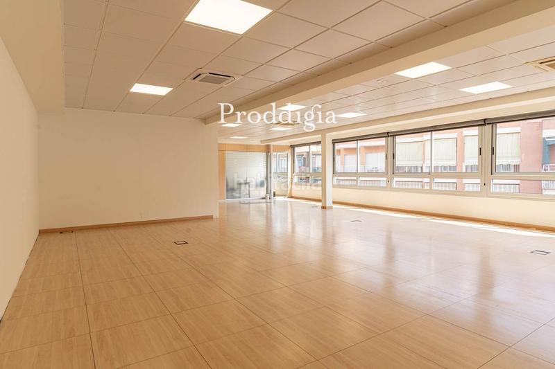 Foto 6a602ce1-a641-4953-bcc2-ef15331987da. Miete büro in Barri de les Corts Barcelona