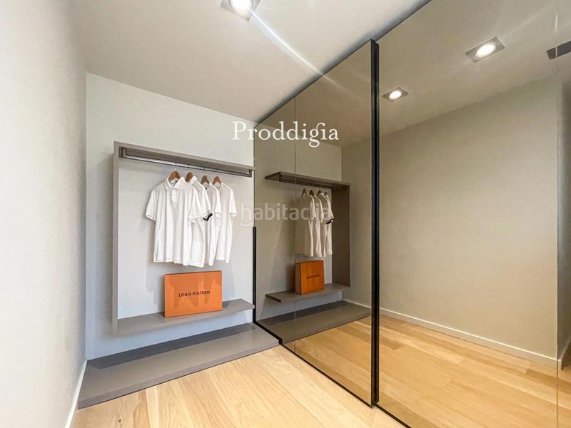 Foto 2c10d305-f569-495f-bc55-642573d7e9ac. Xalet amb calefacció aparcament piscina a Torrent Ballester Viladecans