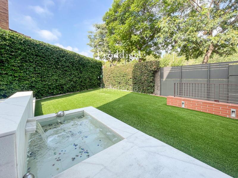 Foto 5d8bd1b1-ee63-4a4f-a3ac-a00f2e22a909. Xalet amb calefacció aparcament piscina a Torrent Ballester Viladecans