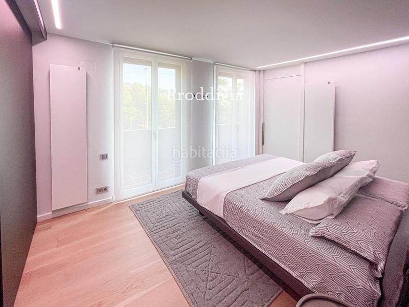 Foto 63f0f6c6-bb5e-4d7f-9f54-537d79346acb. Xalet amb calefacció aparcament piscina a Torrent Ballester Viladecans