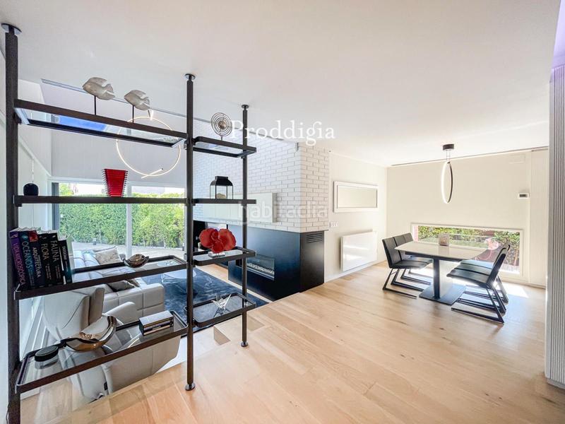 Foto bbab10f5-87c4-495d-a0b0-484fb57baba6. Xalet amb calefacció aparcament piscina a Torrent Ballester Viladecans