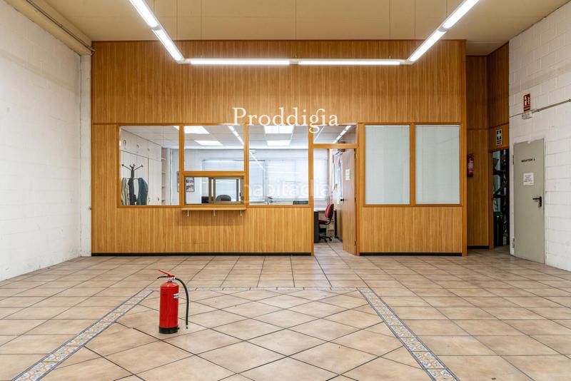 Foto 8e71ad79-aaf7-46fd-93cc-0cf82f5d99c7. Affitto ufficio con parcheggio in Volpelleres Sant Cugat del Vallès