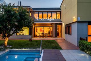 Chalet  Soria. Espectacular casa a pocos metros de la estación de mirasol