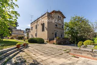 Maison à Les Fonts. Palacete en les fonts