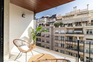 Pis  Balmes. Elegante y exclusiva vivienda reformada con terraza en sant gerv