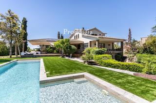 Xalet a Bellaterra. Increíble chalet en la entrada de bellaterra