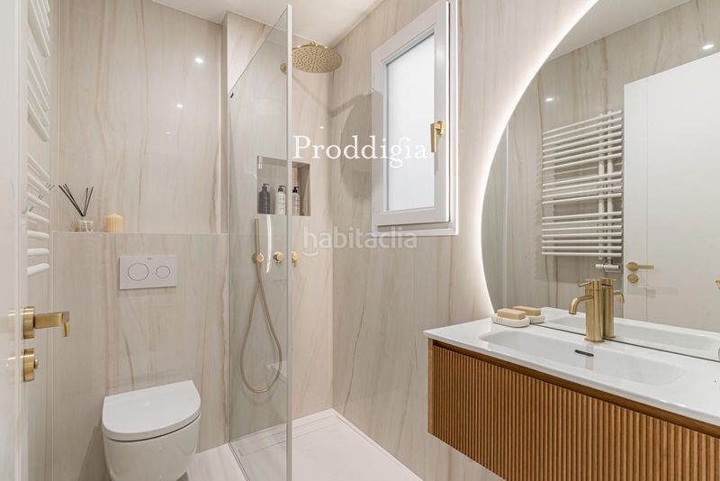 Piso vivienda reformada a estrenar con piscina en sant gervasi galvany en Barcelona - Imagen 26