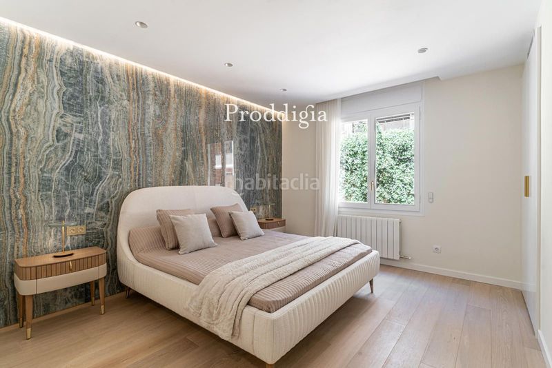 Piso vivienda reformada a estrenar con piscina en sant gervasi galvany en Barcelona - Imagen 6