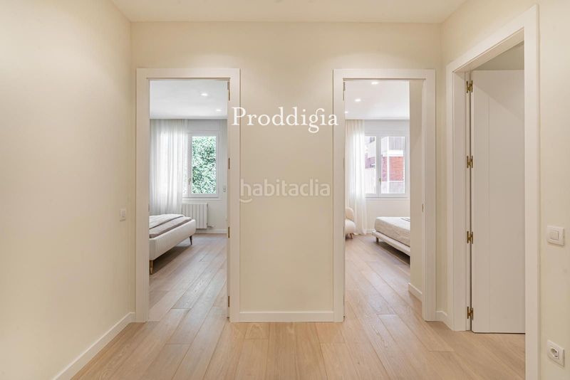 Piso vivienda reformada a estrenar con piscina en sant gervasi galvany en Barcelona - Imagen 35