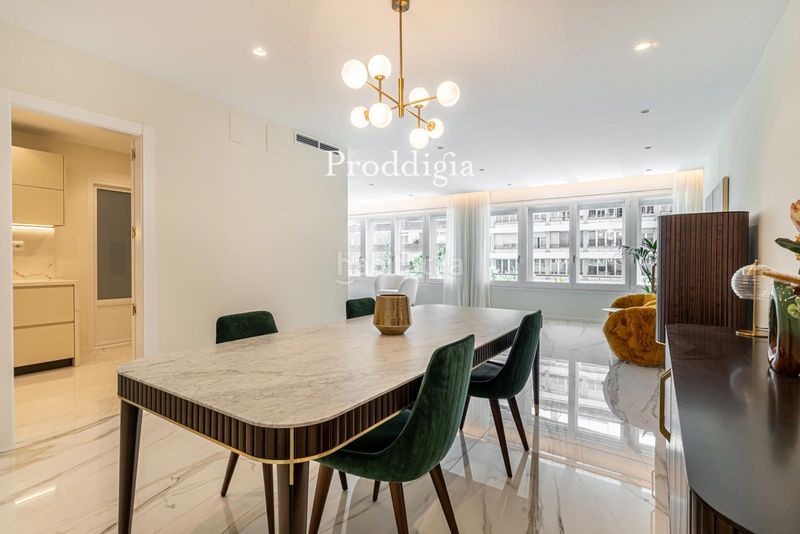 Piso vivienda reformada a estrenar con piscina en sant gervasi galvany en Barcelona - Imagen 15