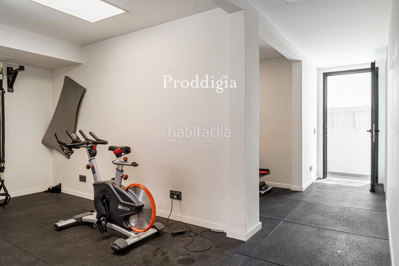 Piso vivienda reformada a estrenar con piscina en sant gervasi galvany en Barcelona - Imagen 63