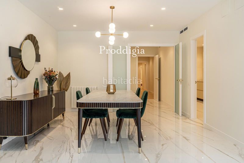 Piso vivienda reformada a estrenar con piscina en sant gervasi galvany en Barcelona - Imagen 14