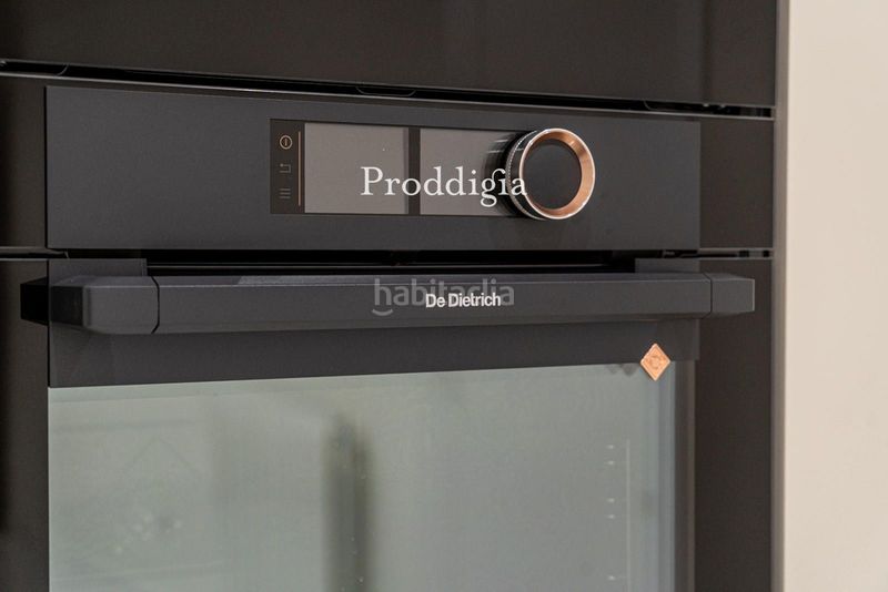 Piso vivienda reformada a estrenar con piscina en sant gervasi galvany en Barcelona - Imagen 56