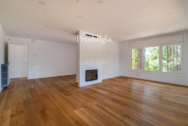 Foto b32de697-d3a1-4702-81e4-b798efe4a272. Chalet in La Floresta Sant Cugat del Vallès