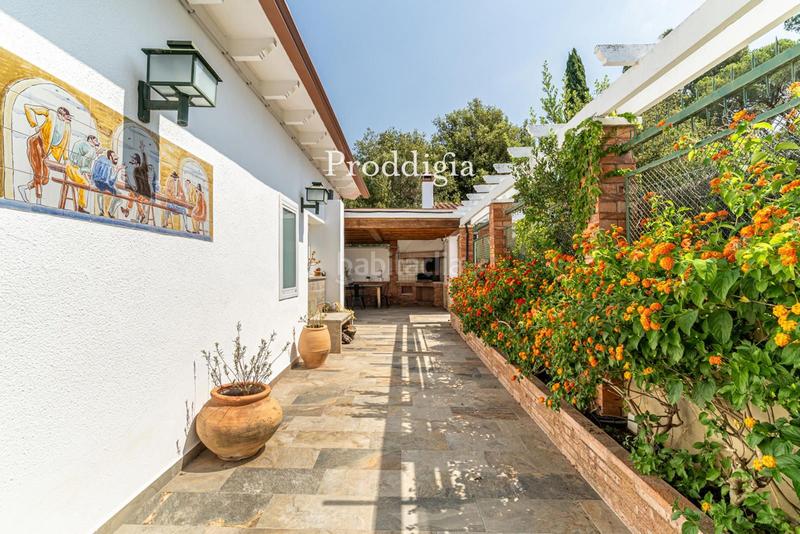 Foto b9dea2b9-7a92-47dd-a928-d24fd1c24757. Chalet in La Floresta Sant Cugat del Vallès