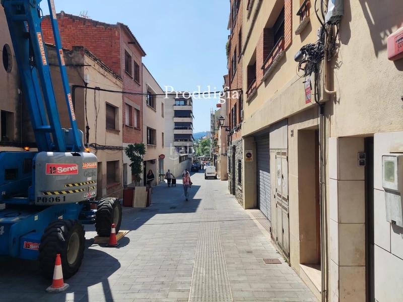 Foto 5fafb540-65b8-46f5-a7ab-75f9ae9bae96. Location local commercial dans Centre - Estació Sant Cugat del Vallès