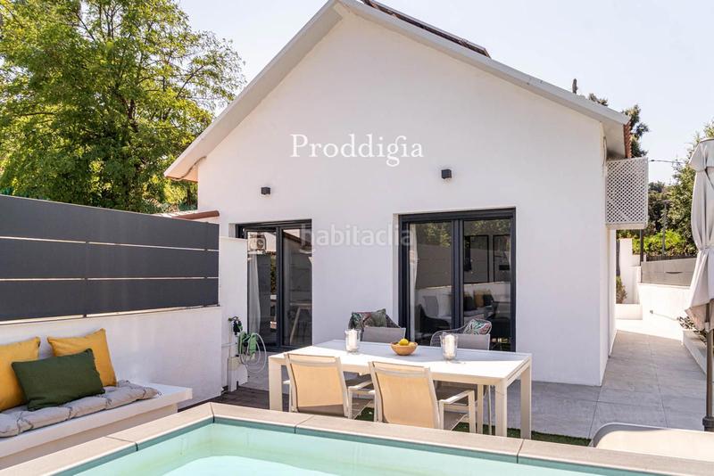 Foto 9e78414a-6fac-420f-aa0b-a3ddfd580e4a. Affitto chalet con piscina in Valldoreix Sant Cugat del Vallès